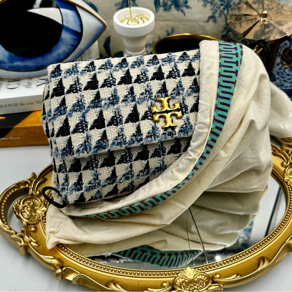 🆕TORY BURCH 🧿 NWT Kira Chevron Tweed Small Convertible Shoulder Bag, Tory Navy - Picture 13 of 14